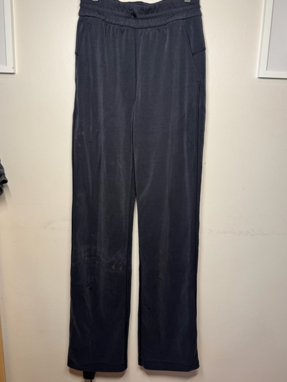 Lululemon Softstreme High-Rise Pant
Black Size 2